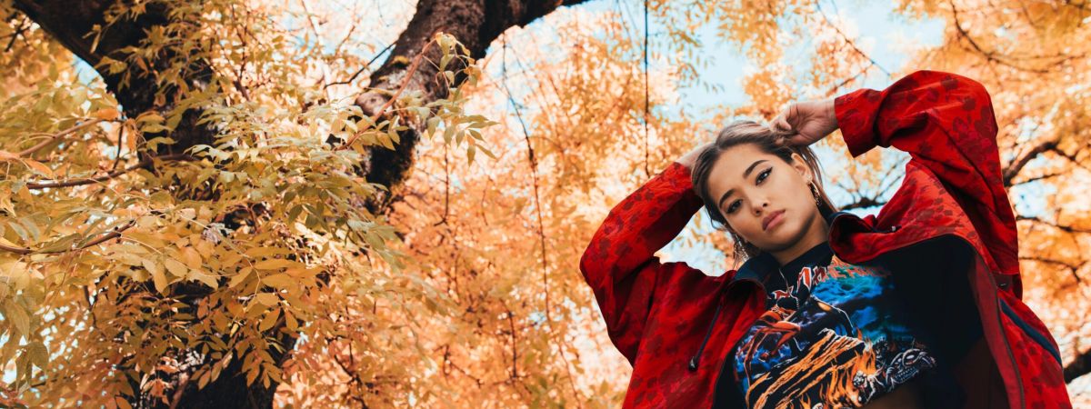 girl enjoying fall season