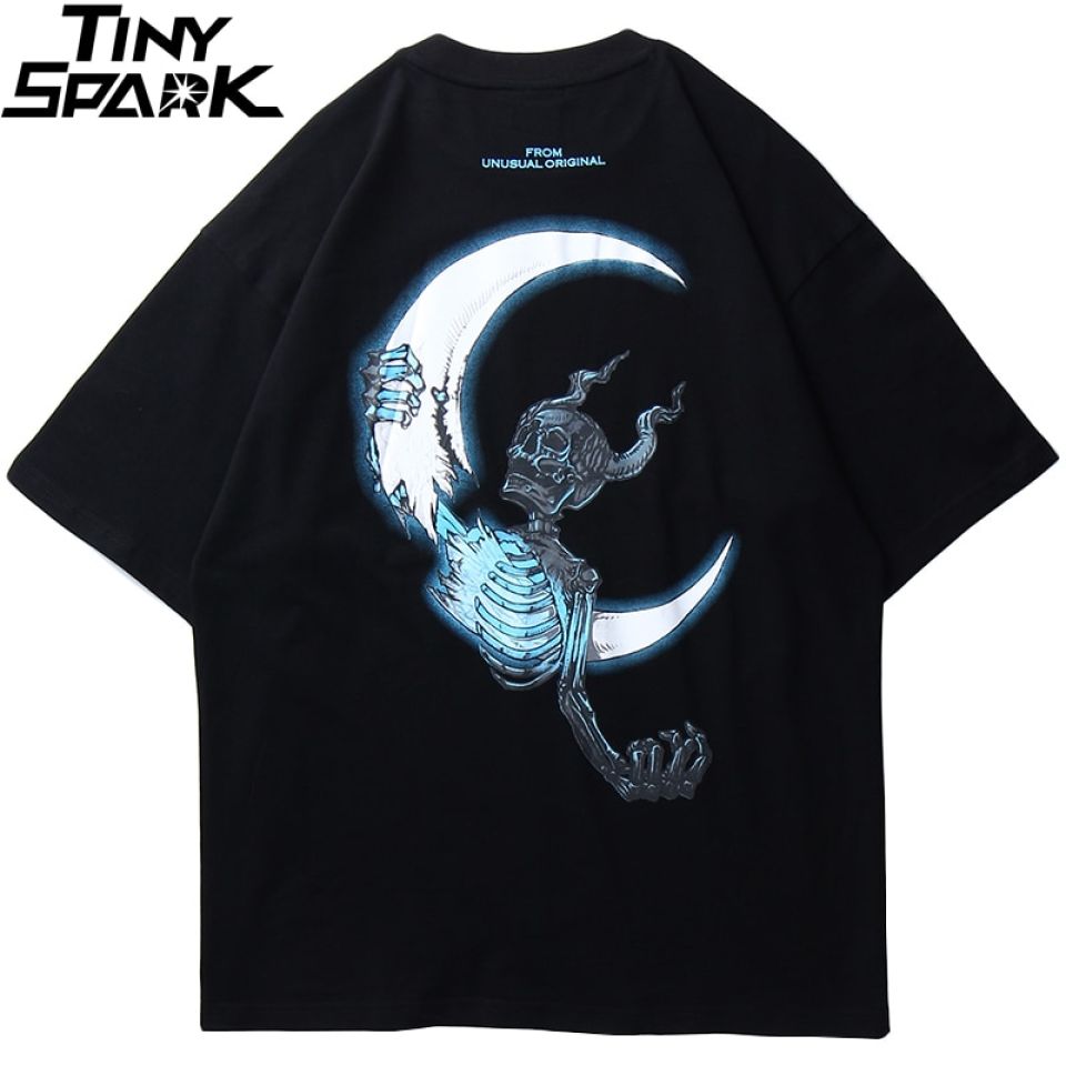 Skull Moon T-shirt H670b490b873a4a6a823b3d081d6016ca8 7ae4021d