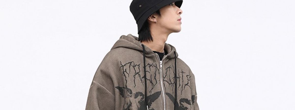 5 Ways To Style The Oversized Angel Hoodie image5 1 a5f39626