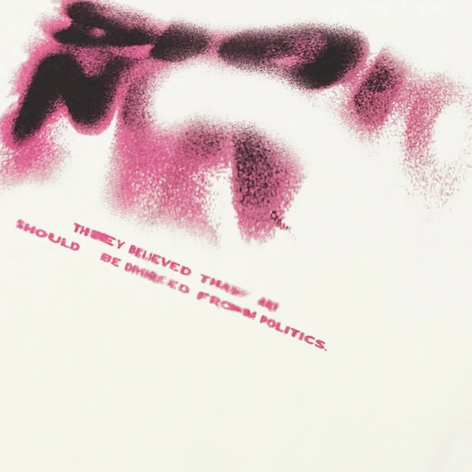 Twisted Blurry Letters T-Shirt S026d7f9766dd4711b35db384410223c0F cb303413