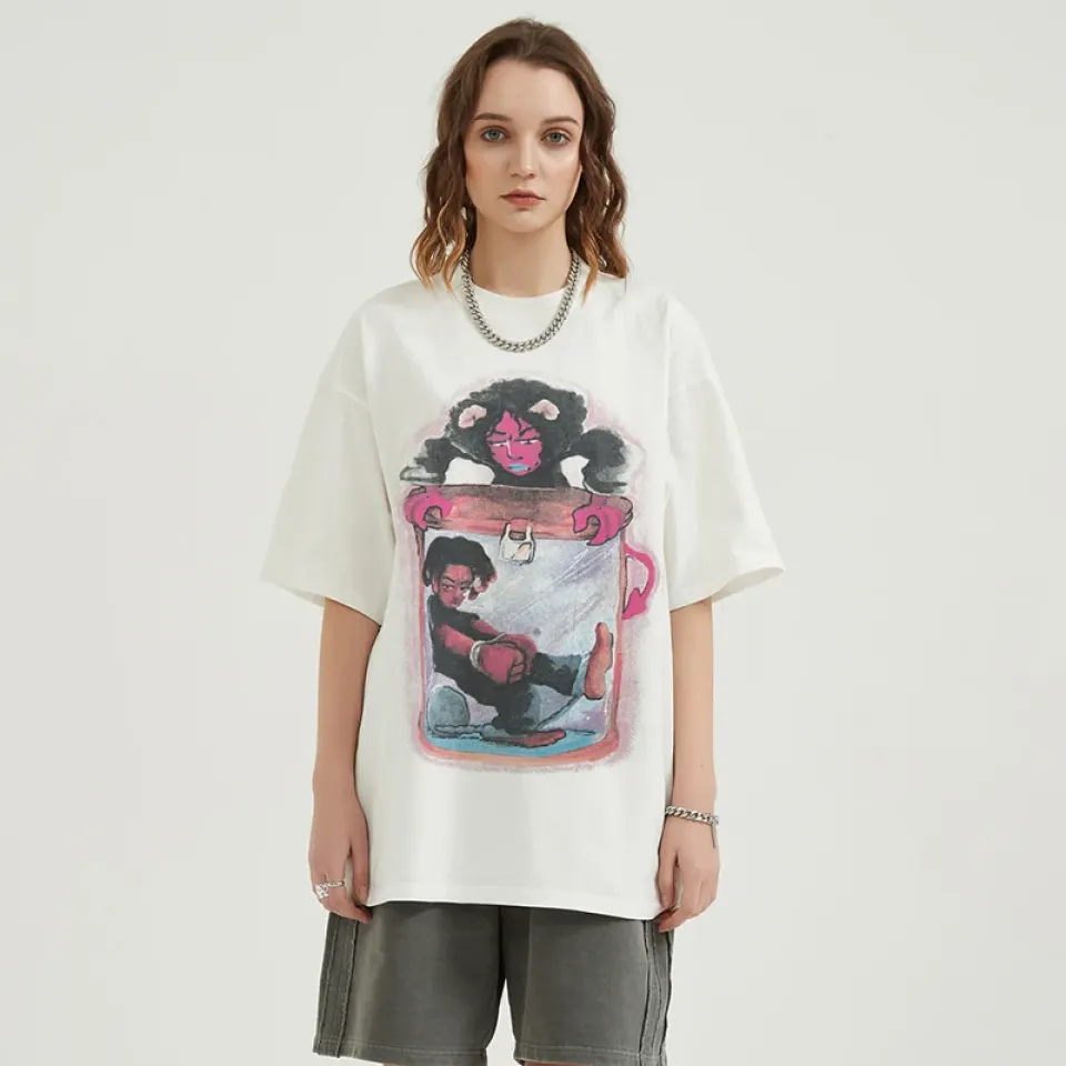 Illustrated Characters Jar Graphic T-Shirt S0a5a1b5bf82e4d60b1d1a8a4d2f27440W e48877a5