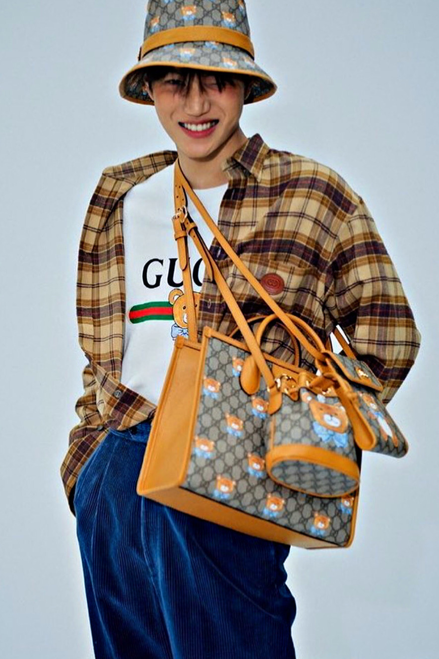 5 K-Pop Idols In Cool & Casual Streetwear image9 4